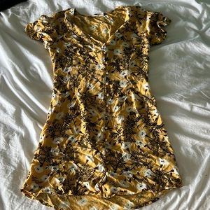 Roxy beach dress, medium, golden floral print with button down front